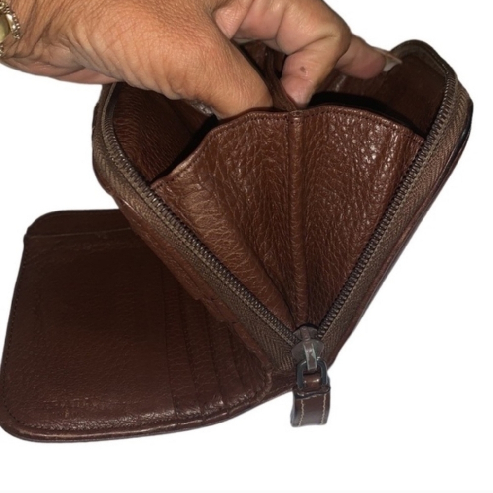 Prada Vintage Milano Brown Leather Zip Around Wallet (EUC) - Picture 4 of 10